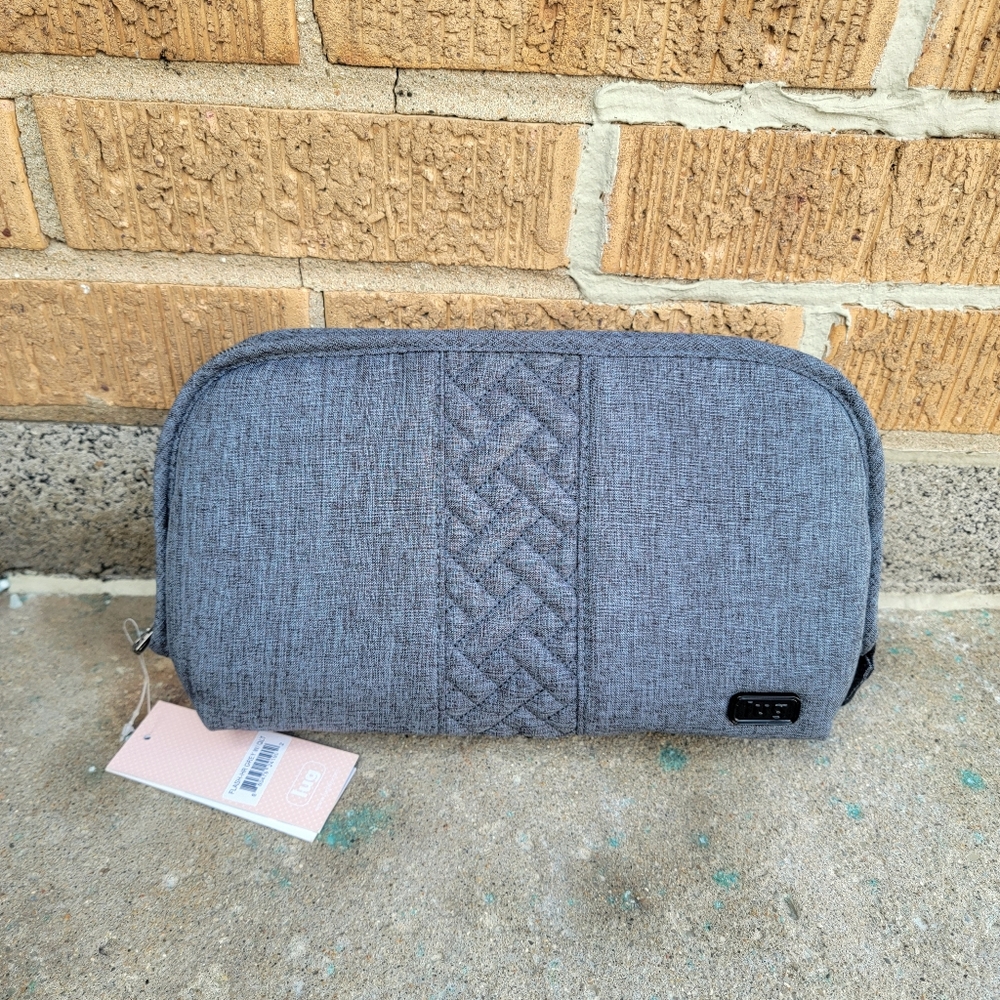 NWT Lug Heather Gray Quilted Flash Cosmetic Case